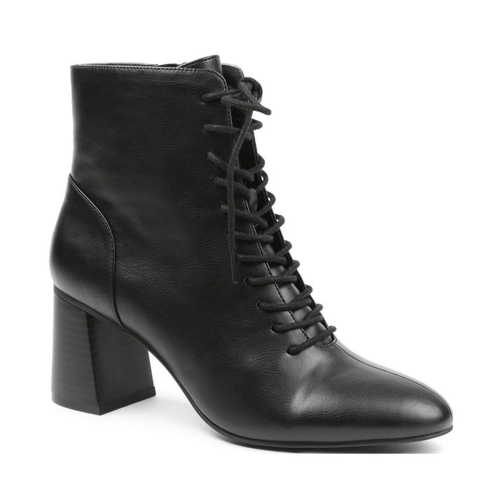 XOXO Kieran Bootie, Block Heel, Lace up with inside zipper, 8.5M